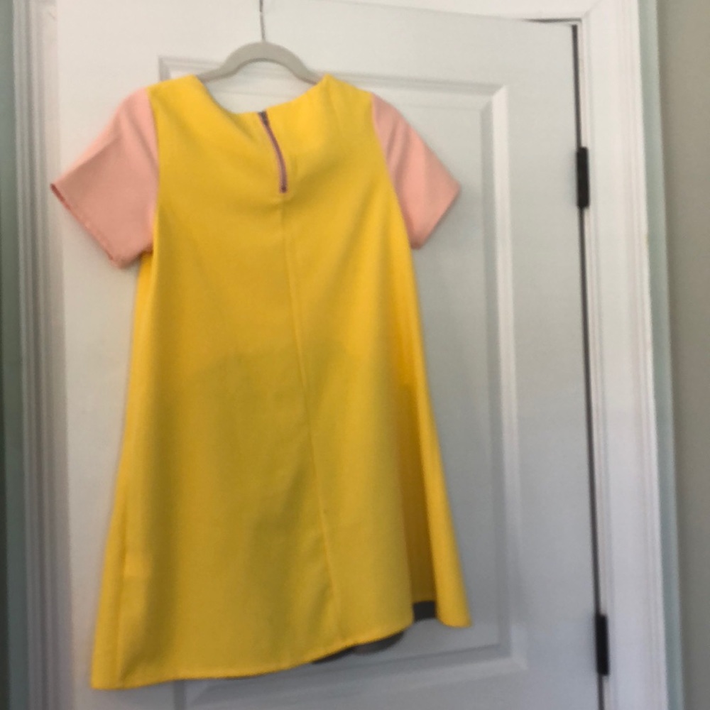 Color-block dress - Picture 2 of 3